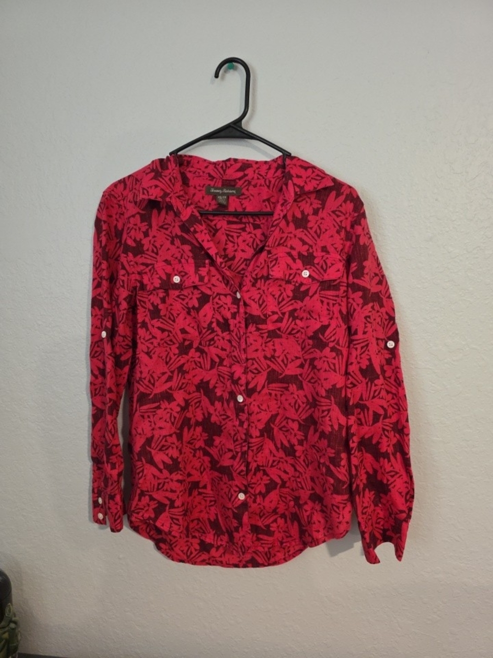 Tommy Bahama Pink and Black Floral Button-Down Shirt 100% Linen